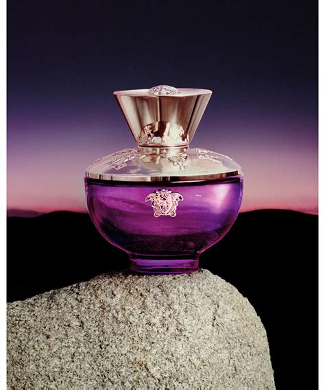 what does versace dylan purple smell like|Versace dylan purple release date.